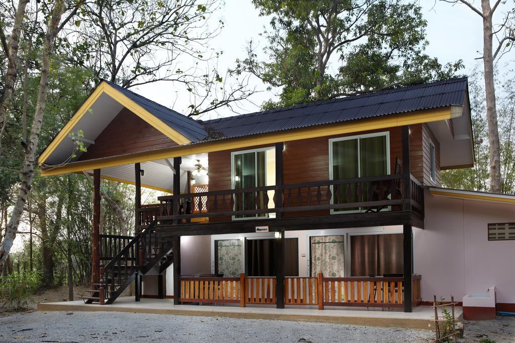Baan Suan Chan Kanchanaburi City Exterior photo