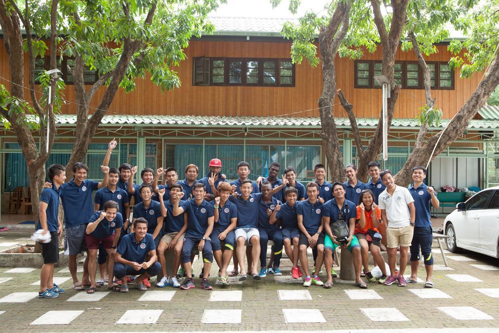 Baan Suan Chan Kanchanaburi City Exterior photo