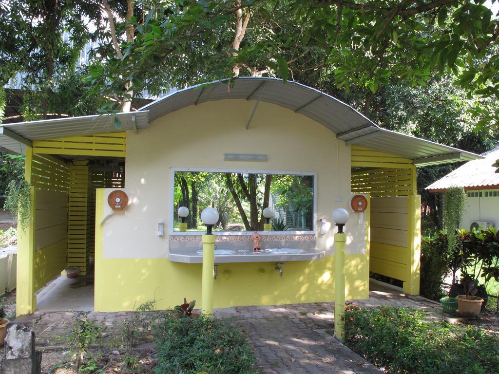 Baan Suan Chan Kanchanaburi City Exterior photo